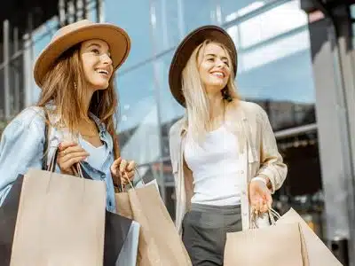 Les tendances mode du moment à shopper absolument