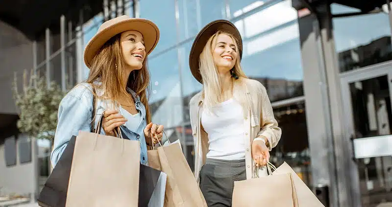 Les tendances mode du moment à shopper absolument