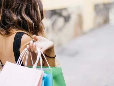 Comment organiser une journée de shopping ?