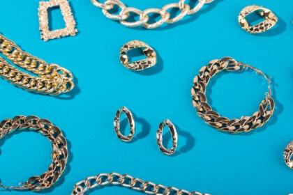 Porter des bijoux vintage : élégance et originalité garanties !