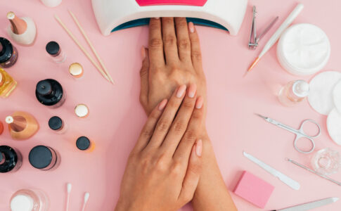 Vernis permanent : une révolution pour vos ongles !